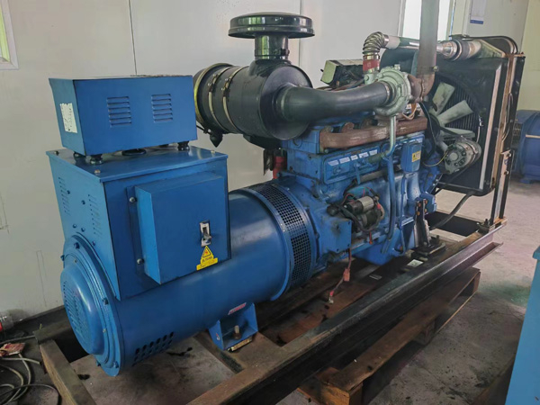 远安100kW柴油发电机组使用多级机油有哪些优缺点？